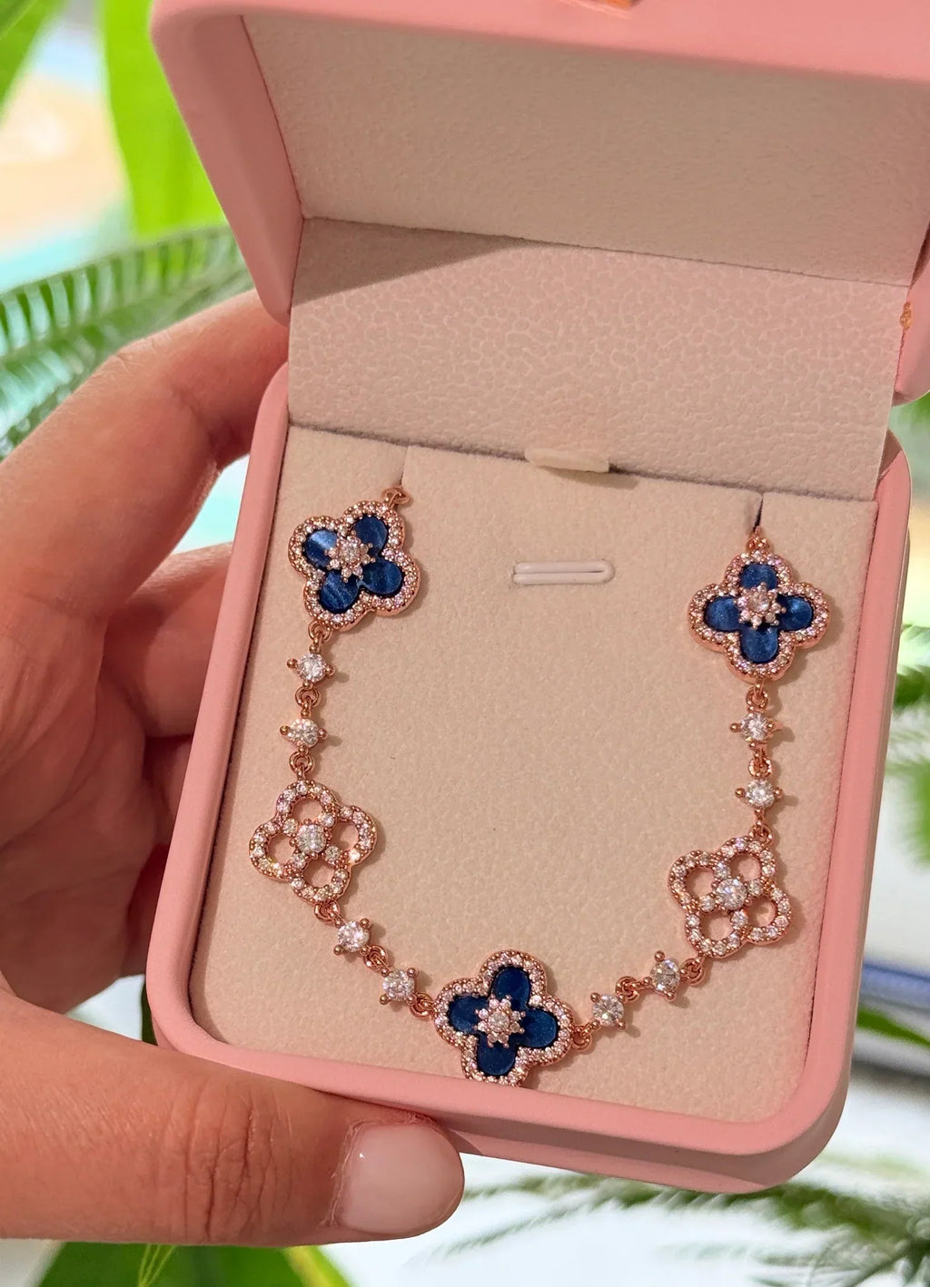 Sakura Cleef Bracelet